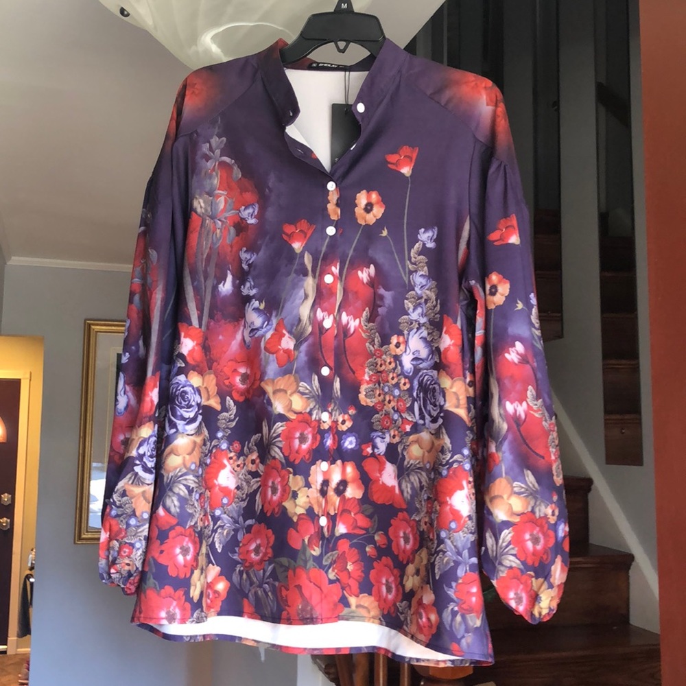 🌺NWT Sheilay Floral Tunic Top Sz L
